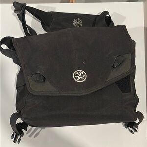 Crumpler Black 6 Million Dollar Camera Bag